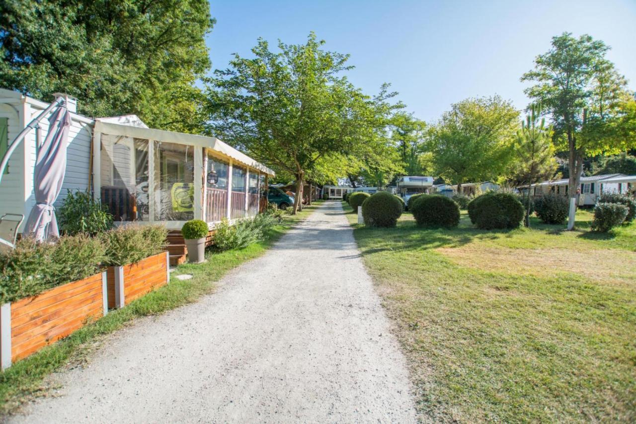 Camping Royal Ocean Hotel Saint-Sulpice-de-Royan Esterno foto